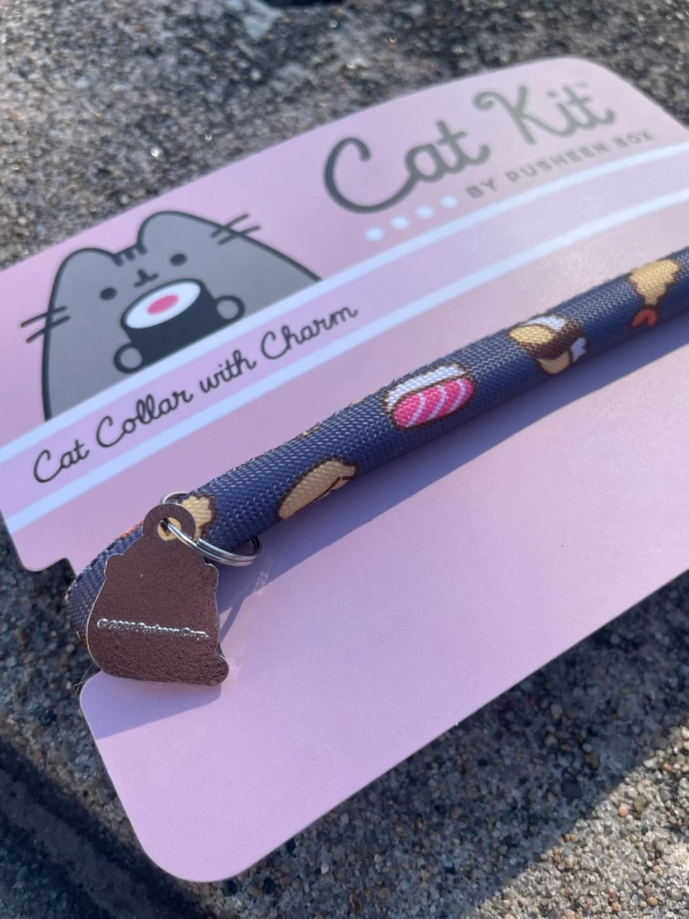 Pusheen Box Cat Kit Cute Collar with Pusheen Charm Sushi Theme Cat Collar